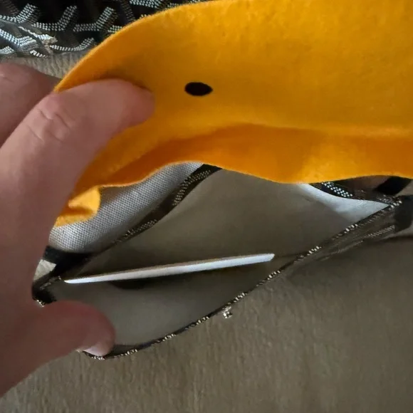 Goyard Brown Chevron Saint Louis Tote with Black Trim - Picture 7 of 9